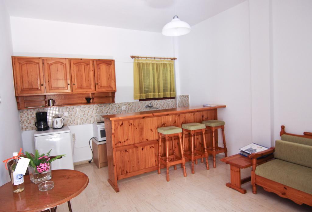 Eleonas Apartment ปลาเกียส ภายนอก รูปภาพ