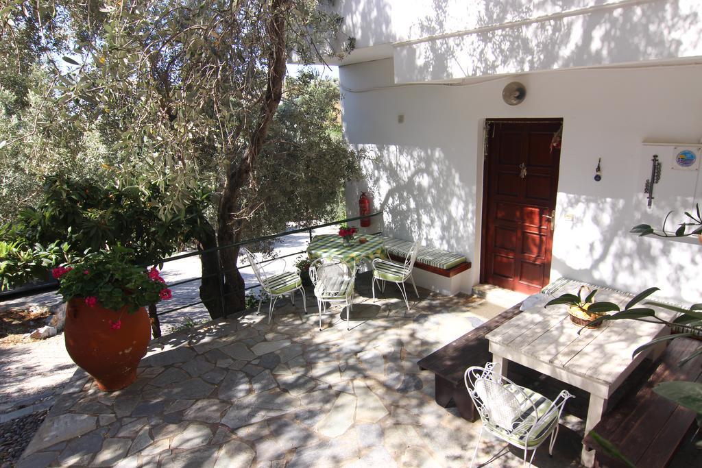 Eleonas Apartment ปลาเกียส ภายนอก รูปภาพ
